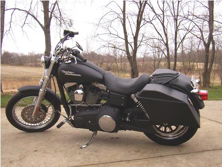 street bob with bags